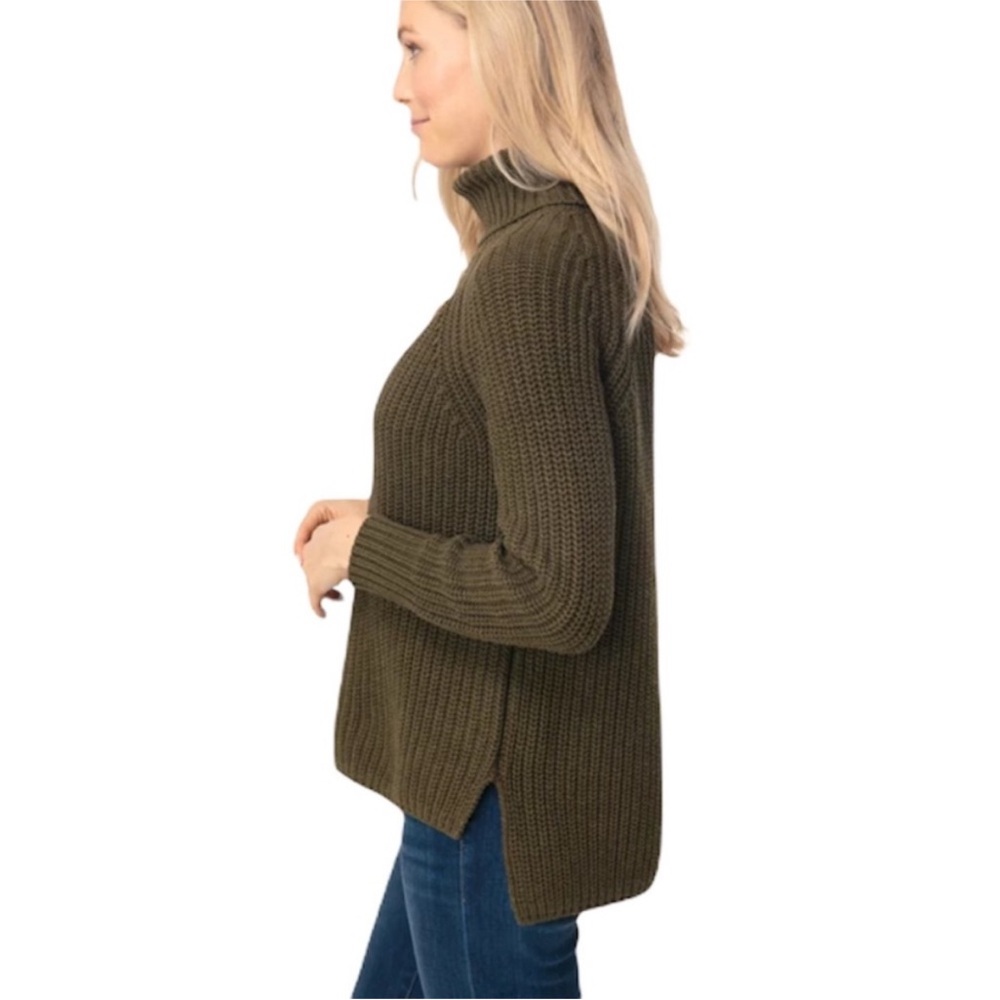 525 America Turtleneck Sweater Size Large Green Cotton Oversized Knit‎